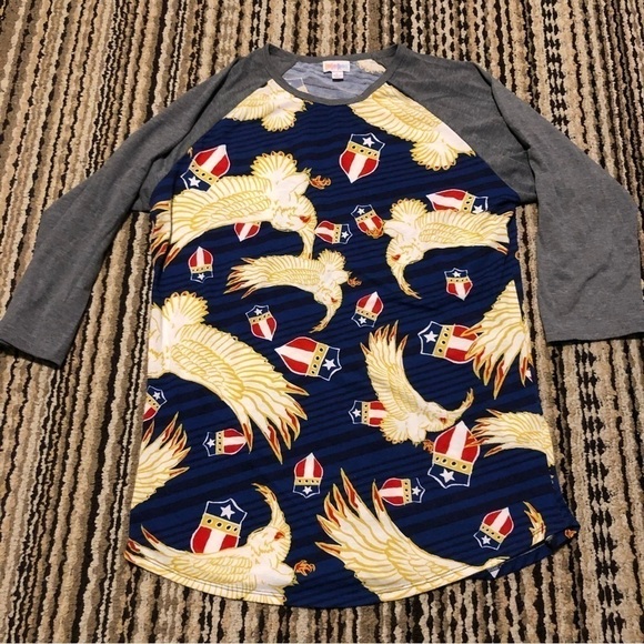𝅺LULAROE Randy American Patriotic Flag Eagle Raglan All Over Womens Size Large - Picture 1 of 6